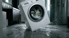 洗濯機がガタガタ揺れてうるさい？　床のせいではありません。この部品を確認してみてください